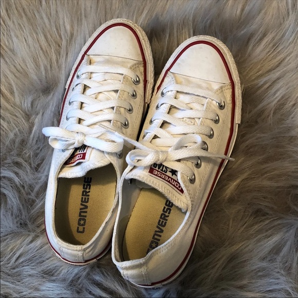 ‼️SOLD‼️ Women’s size 7 white low top Converse - Picture 2 of 5